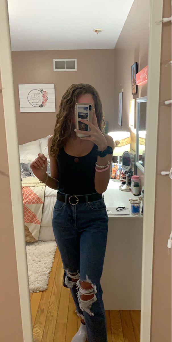 Body Suit, Ripped Jeans, Mom Jeans, Mirror Selfie