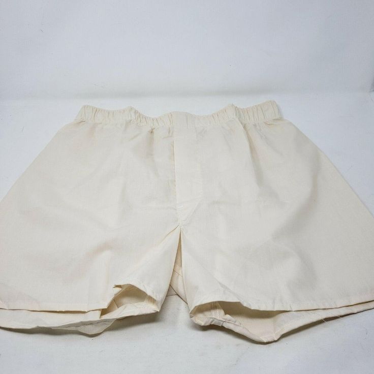 Vintage Manhattan Boxer Shorts / Underwear - Poly Cotton Blend. Made In The Usa Mens Size 36 Appears To Be New/Unworn Solid Color Cotton Boxer Briefs, Solid Color Short Cotton Boxer Briefs, Boxer Shorts, Made In The Usa, Manhattan, Cotton Blend, Man Shop