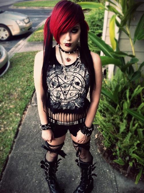 GOTH / PUNK / EMO----> Follow me at http://www.pinterest.com/TruckSchoolInfo/ where you'll find more than 23,000 pictures and GIFs of hot sexy beautiful busty bikini and lingerie blond, brunette, redhead, Asian, White, and Latin babes! Punk Girls, Alternative Metal, Goth Women, Goth Beauty, Plaid Shirts, Punk Girl, Metal Girl, Hot Shorts, Estilo Punk