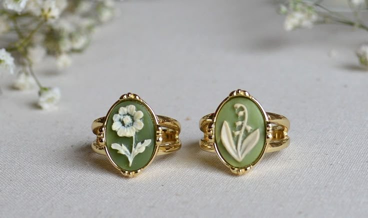 Green Flower Rings, Pressed Flower Ring, Cottagecore Rings, Mothers Day Rings, Aesthetic Rings, Timeless Ring, Daisy Ring, Green Rings, Ring Flower