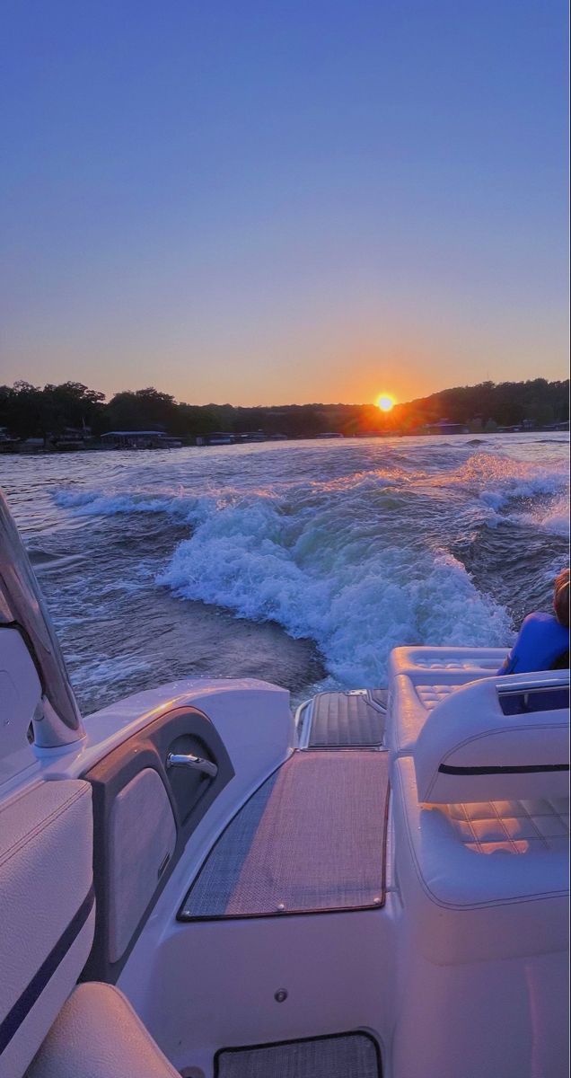 wallpaper iphone wallpaper Boat Aesthetic, Boat Day, On A Boat, Summer 3, 2023 Vision Board, Sunset Pictures, Summer Dream, 2023 Vision, Lake Life