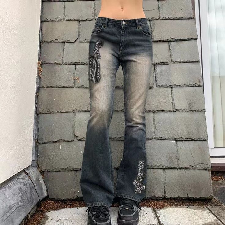 Low Waisted Pants, Embroidery Cute, Flared Denim, Low Waist Jeans, Flare Denim Jeans, Y2k Jeans, Long Trousers, Grunge Y2k, Hipster Fashion