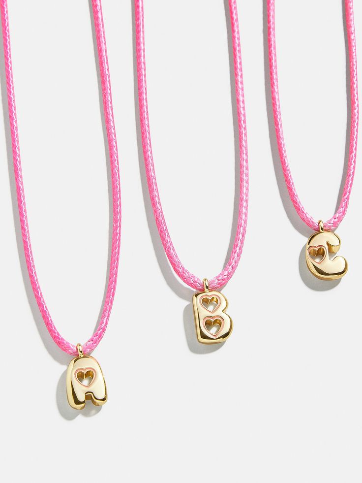 Give your little one a present that’s uniquely theirs with the Pretty in Pink Kids’ Initial Necklace. Personalized with their initial in gold, it’ll be so cute, they won’t ever want to take it off. Please note: intended for children 3+. Packaging May Vary. Primark Kids, Bracelets For Kids, Ballerina Kids, Toddler Jewelry, Donuts Earrings, Unicorn Earrings, Placemats Kids, Cream Earrings, Jewelry Girl