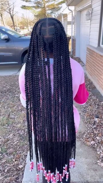 Knotless Box Braids Medium With Design, Knotless Box Braids Large With Beads, Large Knotless Braids Hairstyles Long, Medium Knotless Braids Beads, Large Extra Long Knotless Braids, Colored Large Knotless Braids, Long Knotless With Beads, Jumbo Knotless With Beads, Medium Knotless With Beads