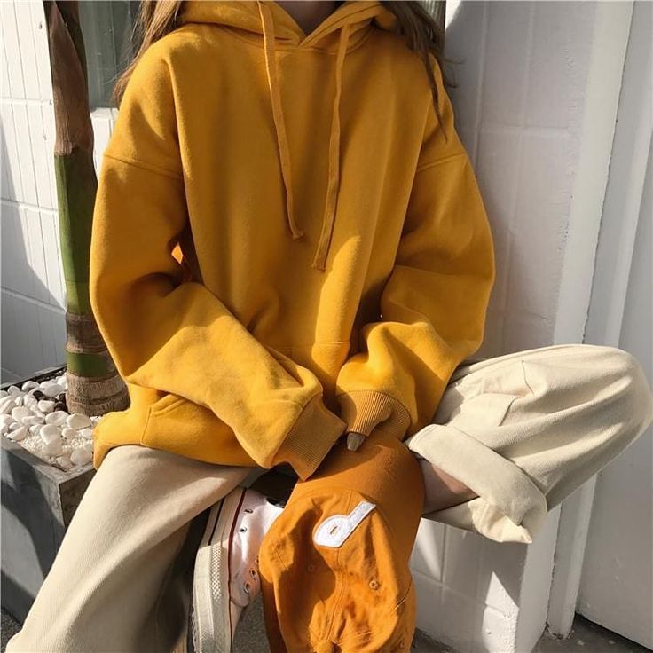 Hoody Outfits, Yellow Outfits, Aesthetic Hoodies, Yellow Clothes, Hoodie Aesthetic, Yellow Hoodie, Yellow Outfit, Yellow Sweatshirt, Yellow Shirts