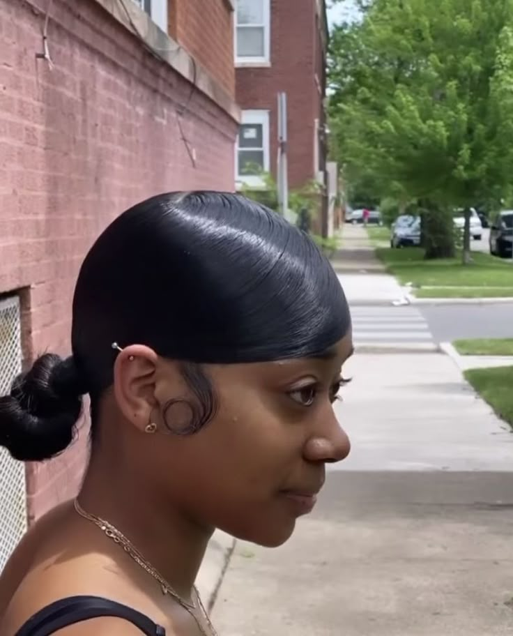 Slick Back Knot Bun, Slick Ponytail, Black Ponytail, Weave Ponytail Hairstyles, Sleek Ponytail Hairstyles, Weave Ponytail, Knot Bun, Black Ponytail Hairstyles, Quick Natural Hair Styles