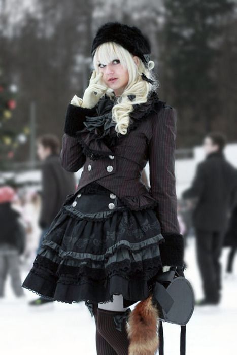 ✿Romantic Dark Style✿ Lolita Outfit, Mode Steampunk, Lady Like, Lolita Outfits, Gothic Steampunk, Estilo Punk, Japanese Street Fashion, Outfits Winter, Gothic Outfits