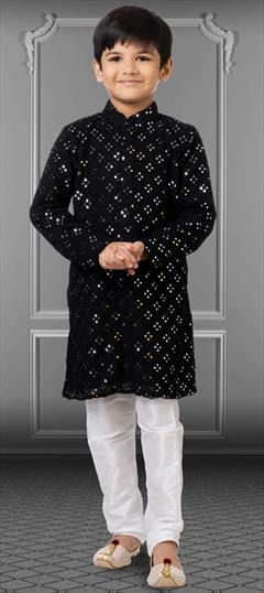 Black and Grey color Boys Kurta Pyjama in Georgette fabric with Embroidered, Thread work : 1824764 Kurtha Tops, Kids Kurta, Boys Kurta, Kurta Pyjama, White Kurta, Georgette Fabric, Teenage Boys, Indian Ethnic Wear, Modern Dress