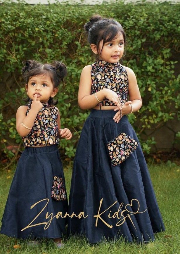 Kids Pattupavada Designs, Kids Wedding Dresses Indian, Kids Party Frocks Design, Pattupavada For Kids, Baby Girl Dresses Indian, Kids Dress Design, Lehanga For Kids, Indian Dresses For Kids, Kids Party Wear Dresses