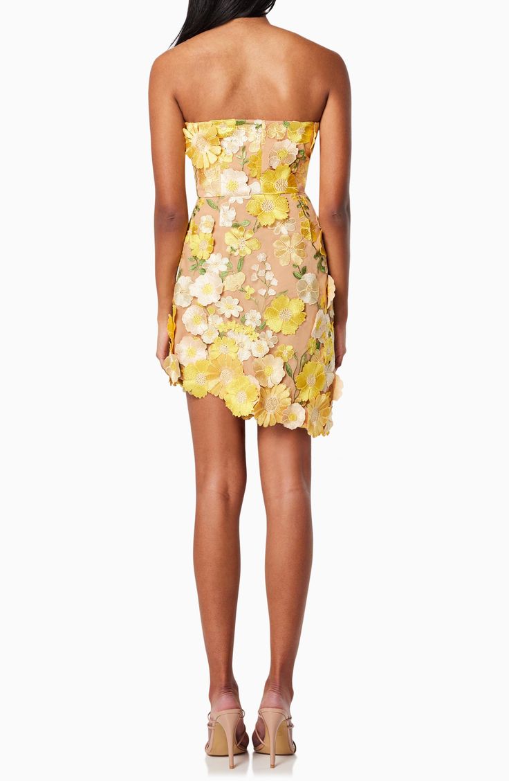 Be the bright spot during cocktail hour in a strapless dress fluttering with cheerful blooms and cut to a leggy length. Hidden side-zip closure Strapless Lined 100% polyester Dry clean Imported Bright Floral Dress, Colorful Cocktails, Hoco Dress, Floral Short, Hoco Dresses, Floral Applique, Cocktail Hour, Rehearsal Dinner, Event Dresses