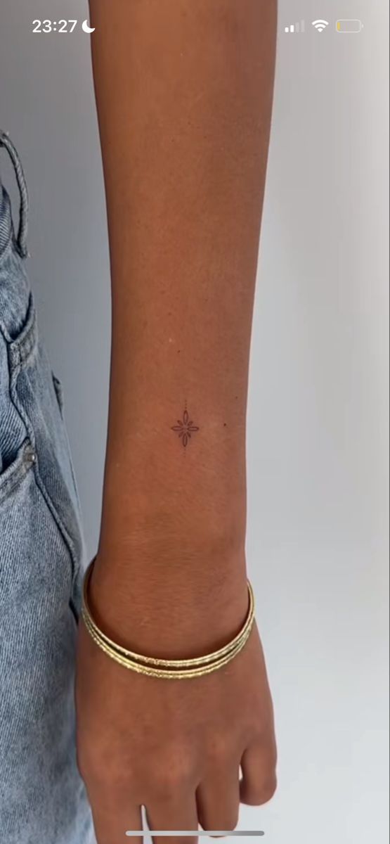 Tattoo studio Life Line Small Subtle Tattoos For Women, Dainty Symbol Tattoos, Tiny Dainty Tattoos For Women, Dainty Sticker Sleeve, Brown Fine Line Tattoo, Aesthetic Arm Tattoos For Women, Fineline Tattoo Ideas With Meaning, Delicate Wrist Tattoo, Tattoos Placement For Women