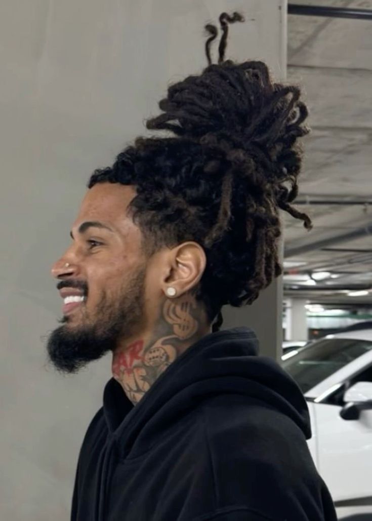 Freeform Locs Men, Brown Locs Men, Male Dreadlock Hairstyles, Light Skin Men With Dreads, Curly Locs Men, Guys With Locs, Black Men Locs, Black Guys With Dreads, Dreadhead Men