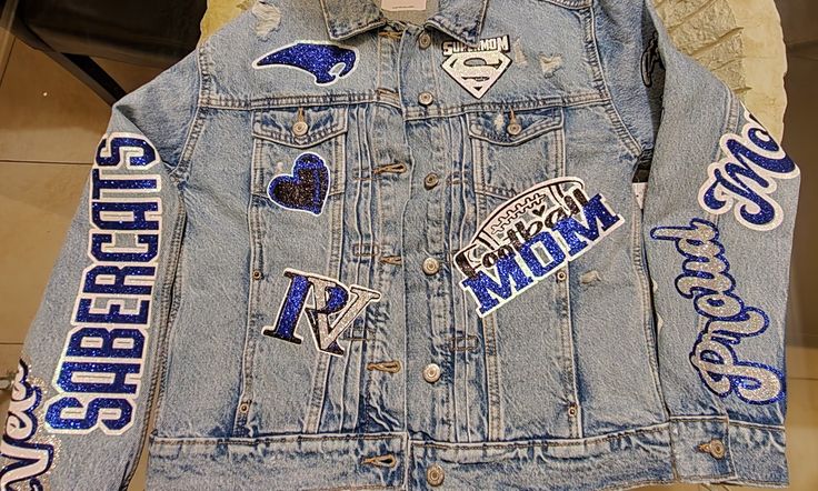 College Denim Jacket Diy, Junk Jackets, Diy Sports Team Denim Jacket, Football Jean Jacket Diy, Team Jean Jacket, Painted Denim Jacket Football, Patch Jean Jacket, Outfits Layout, Panther Pride