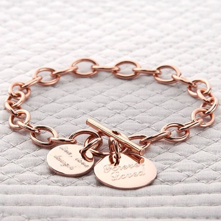 Diamond Carat Size, Diamond Bracelet Design, Gold Chain Bracelet, Rose Gold Charms, Gold Chains For Men, Classic Bracelets, Charm Chain, Rose Gold Chain, Gold Chain Jewelry