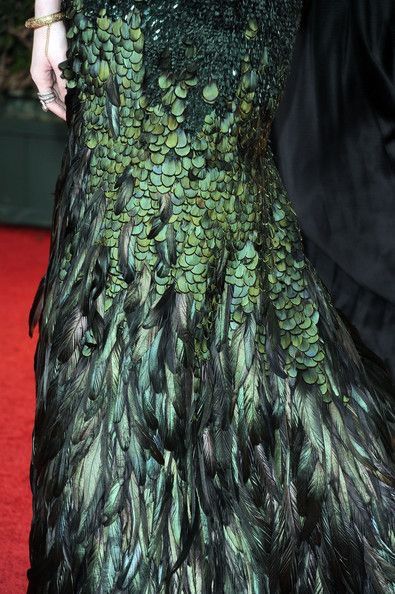 Feather Couture, Green Feathers, Evan Rachel Wood, Feather Dress, Aquaman, Fantasy Fashion, Beautiful Life, Green And Black, The Red Carpet