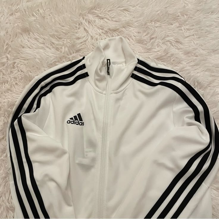 Adidas Boys Trio Track Jacket Colors: Black & White Front Zip Pockets Full Zip Jacket Size: Boys Youth Medium Brand New With Tag Hoodie Man, Soccer Love, Hoodie For Boys, Nike Yeezy, Street Style Outfits Casual, Shoes Football, Sneakers Jordan, Adidas Retro, Adidas Track Jacket