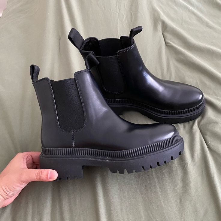 Black Combat/ Platform Boots. Never Been Worn Combat Platform Boots, Black Platform Sneakers, Pink Loafers, Fluffy Shoes, Black Lace Up Shoes, Ankle Sneakers, H&m Shoes, Braided Sandals, Black Platform Boots