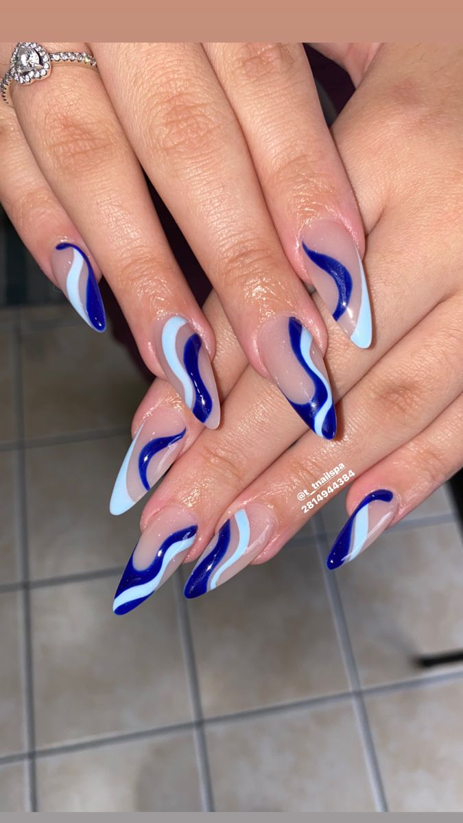 Nails Acrylic Spooky, Nail Designs Y2k, Classy Nude Nails, Spooky Nail Designs, Halloween Nails Spooky, Spooky Halloween Nails, Blue Stiletto Nails, Nails Spooky, Nail 2022