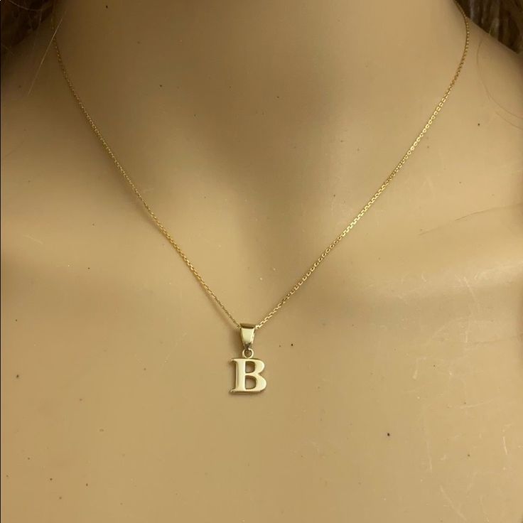 Solid 10k Gold Small Mini Initial Letter B Pendant Necklace Metal Type: 10k Solid Yellow Gold (Also Available In 14k Solid Gold) Metal Color: Yellow Gold. (Also Available In White Gold And Rose Gold) Pendant W/Chain Weight: 1.4 - 1.6 Grams (Vary From Chain) Height Including Bail: 0.60 In (15.79 Mm) Width: 4.80 Mm - 11.32 Mm Chain Available In 16", 18", 20", 22" Available In Another Listings In Any Letter A-Z Made To Order In Us. Please Allow 5-7 Days To Shipped Yellow Gold Initial Necklace, B Necklace, Shine Jewelry, Aesthetic Letters, Rose Gold Pendant, Letter B, Initial Letter, Letter Necklace, Initial Letters