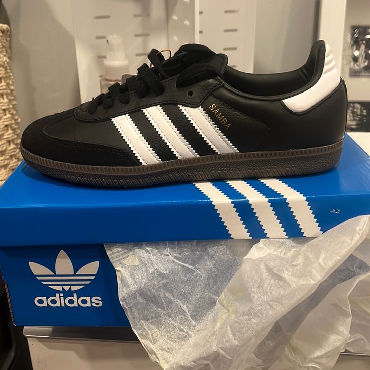 Brand New Never Been Worn Black Sambas Kids 4.5 Can Fit A Women’s Size 6. Classic Black Sneakers With Contrasting Heel Counter, Black Adidas Samba, Black Adidas Sambas, Mumbai Shopping, Black Sambas, Samba Black, Shoe List, Adidas Samba Black, Bali Shopping