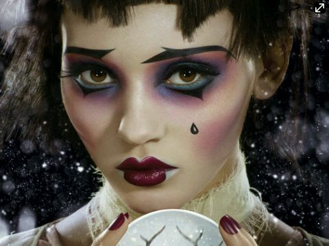 Love this dramatic #noir #makeup look by #Illamasqua I Am A Witch, Circus Makeup, 1920s Makeup, Futuristic Makeup, High Fashion Makeup, Garage Garden, Avant Garde Makeup, Dramatic Makeup, Goth Makeup