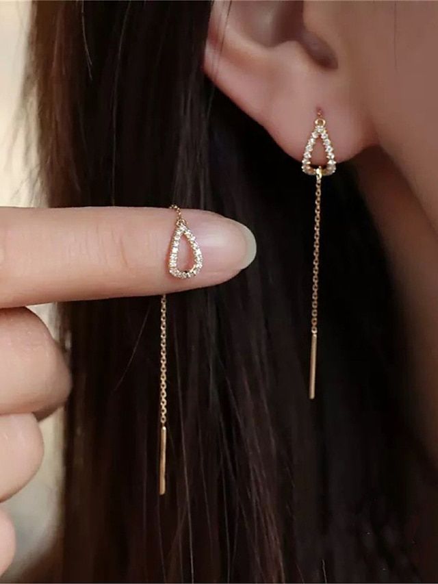 Unique Gold Jewelry Designs, Threader Earrings Gold, Gold Earrings Models, Modern Gold Jewelry, Cheap Earrings, Classy Jewelry, Fancy Jewellery, Gold Earrings Designs, Jewelry Lookbook