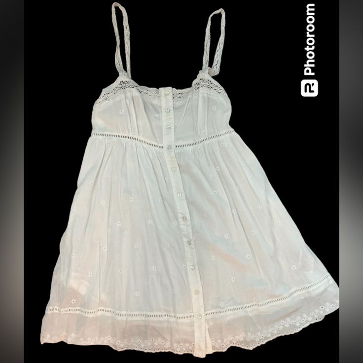 Urban White Dress Size Xs Euc, Never Worn Dainty White Dress, Urban Outfitters Sleeveless Dress With Lace Trim, Sleeveless Lace Trim Dress From Urban Outfitters, Sleeveless Lace Trim Dress By Urban Outfitters, Sleeveless Urban Outfitters Dress With Lace Trim, Urban Outfitters Mini Sundress For Vacation, Casual Cotton Sundress By Urban Outfitters, Urban Outfitters Summer Mini Dress For Beach, Cute White Sundress For Daywear