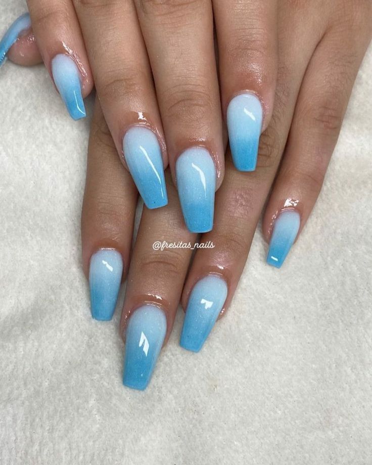 Nails August, Blue Ombre Nails, Ombré Nails, Manicure Nail Designs, Ombre Nail, Ombre Acrylic Nails, Nails Now, Vacation Nails, Nails White