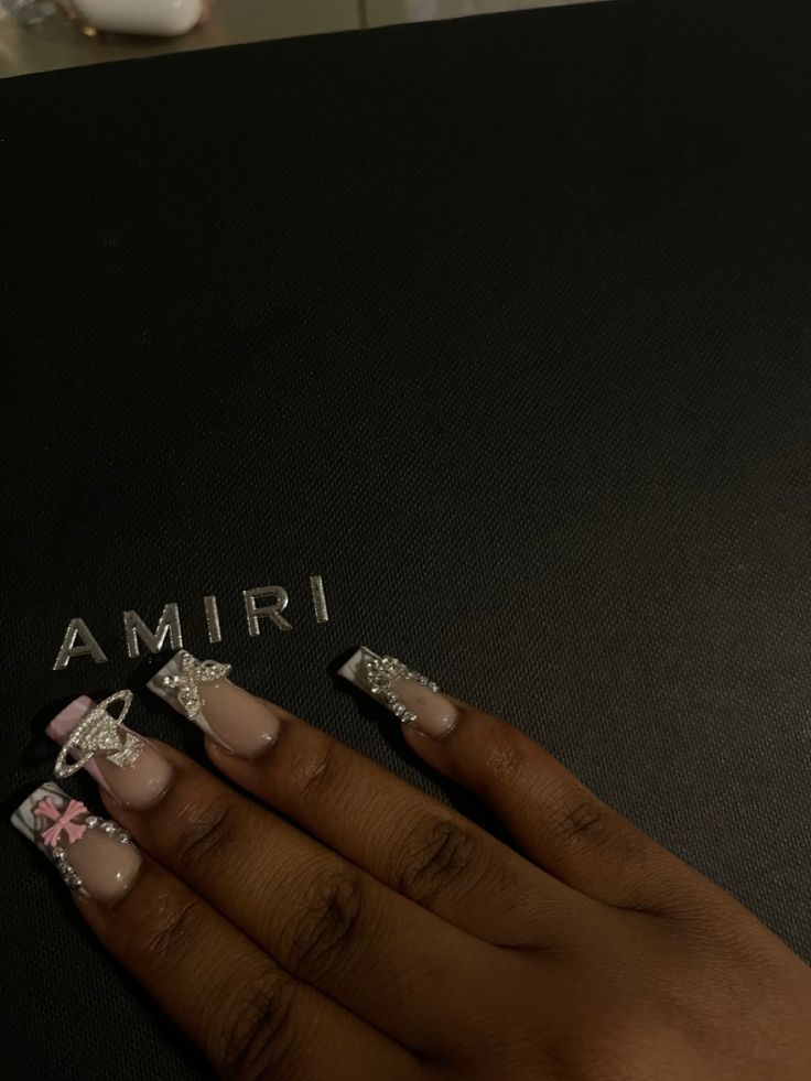 Classy Pearl Nails, Charms On Nails, Nails Inspired, Junior Prom, Acrylic Nail Set, Hard Nails, Tattoo Women, Colored Acrylic Nails, Girly Acrylic Nails