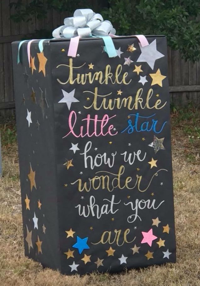 a chalkboard sign that says twinkle twinkle little star how we wonder what you are