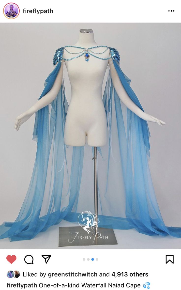 Sea Goddess Outfit, Water Fairy Cosplay, Water Clothes Aesthetic, Water Witch Costume, Water Goddess Outfit, Sea Nymph Costume, Water Costume Ideas, Water Nymph Costume, Water Themed Dress