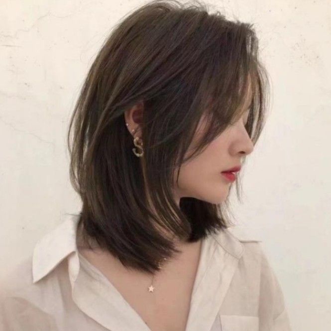 Korean Hair Color, Korean Short Hair, Hair Style Korea, Asian Short Hair, Shot Hair Styles, Haircuts For Medium Hair, Haircuts Straight Hair, Penteado Cabelo Curto, Hair Stylist Life