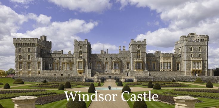 an image of a castle with the words windsor castle