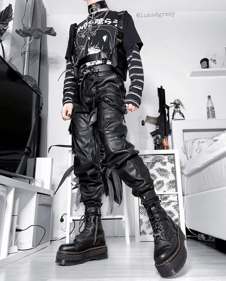 Alternative Mens Fashion, Gothic Boy, Alt Outfits, Emo Outfits, Estilo Punk, Punk Outfits, Alt Fashion, Swaggy Outfits, Gothic Outfits