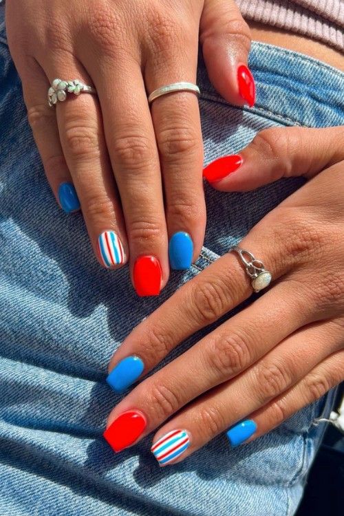 Fourth Of July Nail Inspo Simple, Simple Short 4th Of July Nails, Easy Fourth Of July Nails Simple, Red 4th Of July Nails, Short Fourth Of July Nails, Fourth Of July Nails Short, Diy Fourth Of July Nails, 4th Of July Nails Design Simple, Easy Fourth Of July Nails