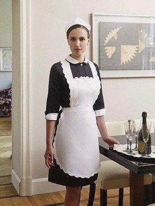 Practical uniform for daily chores. But I must be in the sexy maid for guests arrive or they will see what a plain sissy I am. Housekeeping Dress, Waitress Outfit, House Maid, Maid Uniform, Maid Cosplay, French Maid, An Apron, Maid Outfit, Aprons Vintage