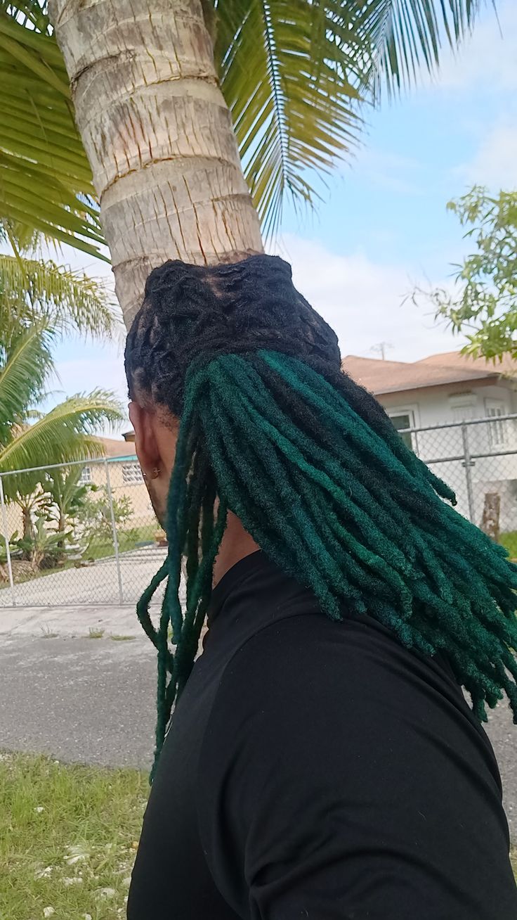 Dreadlock Color Ideas Men, Green Locs Men, Colored Locs Men, Dark Green Locs, Easy Loc Styles Short, Green Dreads Men, Color Dreads, Green Dreadlocks, Green Locs