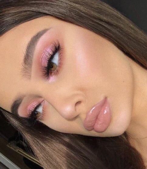 Birthday Makeup Looks Natural Pink, Prom Eyeshadow Looks For Pink Dress, Eyeshadow Pink Natural, Makeup Idea For Pink Dress, Barbie Makeup Natural, Pink Make Up Ideas Simple, Brown Pink Makeup Looks, Hoco Makeup Ideas For Pink Dress, Summer Birthday Makeup