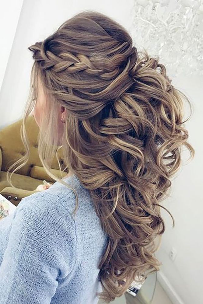 24 Chic And Easy Wedding Guest Hairstyles ❤️ See more: http://www.weddingforward.com/wedding-guest-hairstyles/ #weddings #hairstyles Partial Updo, Easy Wedding Guest Hairstyles, Bride Hairstyle, Wedding Guest Hairstyles, Best Wedding Hairstyles, Long Hair Updo, Hairstyles Wedding, Wedding Hair Inspiration, Wedding Hair Down