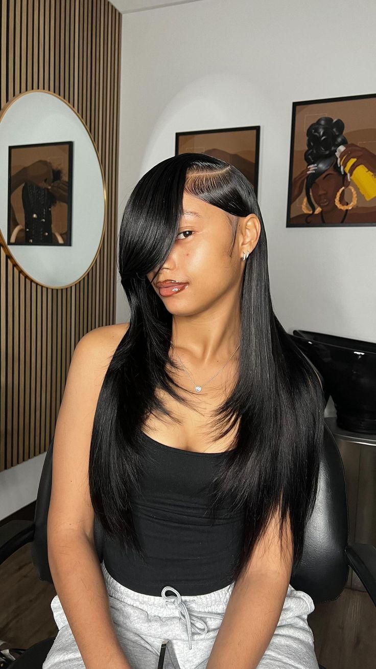 Ashyra’s Beauty. | Quickweave styling Deep side part bang w/ layers❤️ Link in Bio. | Instagram Bangs Side Part Wig, Deep Layers Haircut, Deep Side Part Sew In With Layers, Straight Side Part With Layers, Deep Side Part Bangs, Side Swoop Quick Weave, Side Bang Sew In, Deep Side Part Sew In Straight, Deep Side Part With Layers