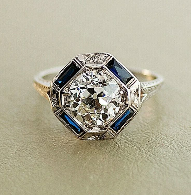 Bijoux Art Deco, I'm Single, Antique Engagement Ring, Edwardian Jewelry, Elegant Engagement Rings, Rings Unique, Engagement Ring Rose Gold, Sapphire Rings, Sparkly Things