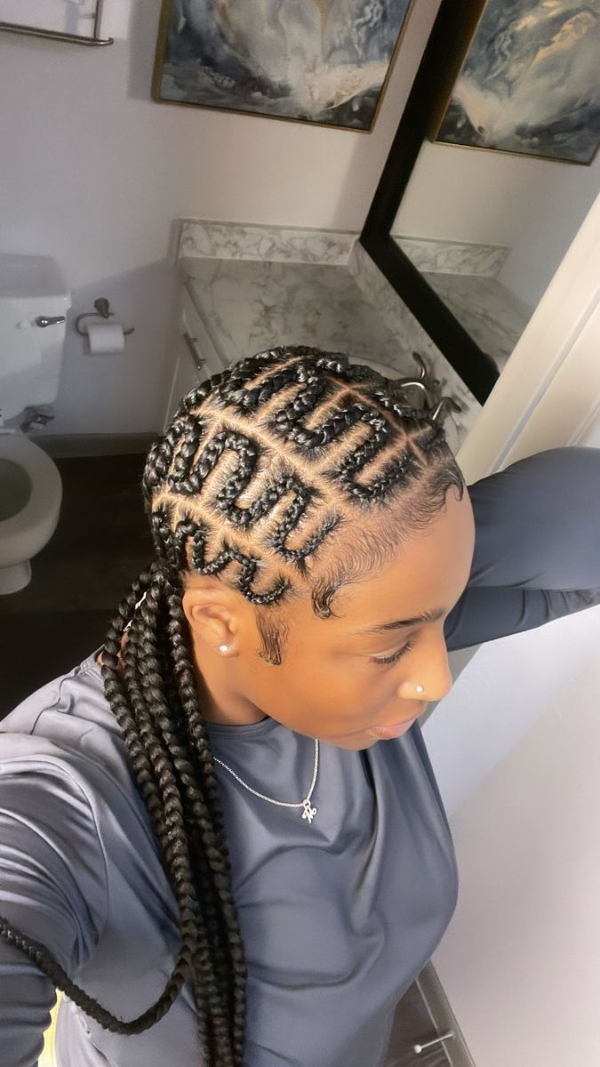 Corn Roll Designs, 4 Zig Zag Feed Ins, Zig Zag Straight Backs, Long Face Bridal Hairstyles, Zigzag Feed In Braids, Zigzag Cornrows Braids For Black Women, Spiral Cornrow Braids, Zigzag Braids For Black Women, Zig Zag Cornrows Braids Black Women