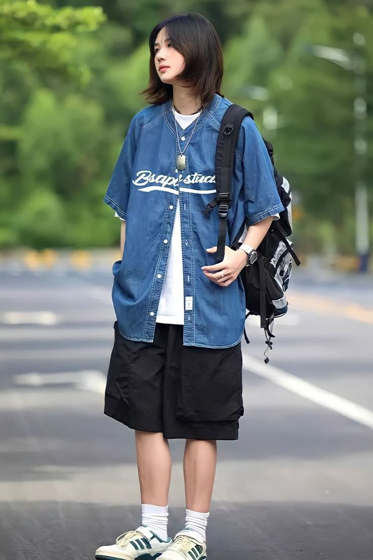 Summer Outfits Tomboy Casual, Tomboyish Outfits Casual, Summer Outfits For Tomboys, Blue Tomboy Outfits, Tomboy Style Korean, Japanese Tomboy Fashion, Tomboy Outfits For Summer, Asian Tomboy Fashion, Casual Tomboy Style