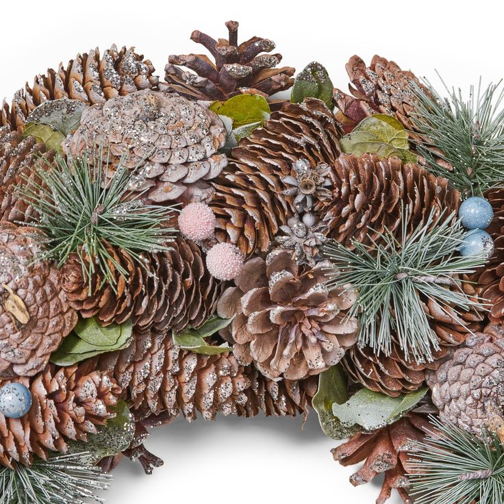 a bunch of pine cones are arranged on top of each other