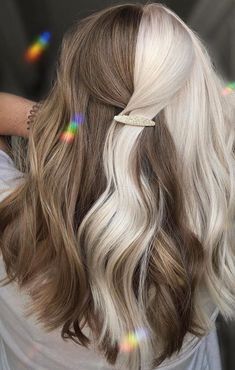 #hair #haircolor #haircoloridea #fashion #splithair #airbrush #photoeditor #retouch #filter Color Block Hair, Half And Half Hair, Split Dyed Hair, Hair Color Underneath, Brown Hair Dye, Dyed Blonde Hair, Dyed Hair Inspiration, Split Hair, Pretty Hair Color