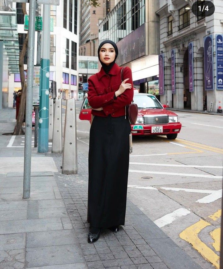 Dress Merah Maroon Hijab, Red Satin Shirt Outfit, Knitwear Outfit Hijab, Elegant Classic Fashion, Satin Shirt Outfit, Ootd Idea, Maroon Outfit, Fashion Identity, Money Outfit