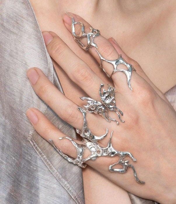 Cybergoth Accessories, Ring Drawing, Claw Rings, Soft Solder, Jewelry Casting, Silversmith Jewellery, Soldering Jewelry, Hand Accessories, Design Textile