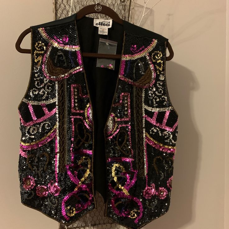 Ladies Sequin Vest - Size L - See Photo For Other Measurements Biker Wear, Sequin Vest, Poet Blouse, Boho Crop Tops, Baby Tees Y2k, Quarter Zip Fleece, Ruffle Crop Top, Scoop Neck Top, Knit Tunic