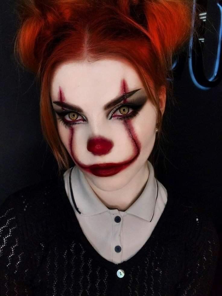 Creepy Clown Makeup, Pelottava Halloween, Maquillage Halloween Simple, Teknik Makeup, Makeup Zombie, Creative Halloween Makeup, Halloween Makeup Clown, Halloweenský Makeup, Uhyggelig Halloween