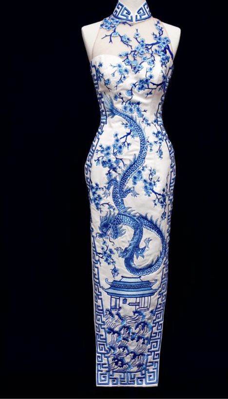 Qi Pao, Chinese Dresses, Chique Outfits, Qipao Cheongsam, Qipao Dress, Chinese Fashion, China Dress, Blue And White Dress, Cheongsam Dress